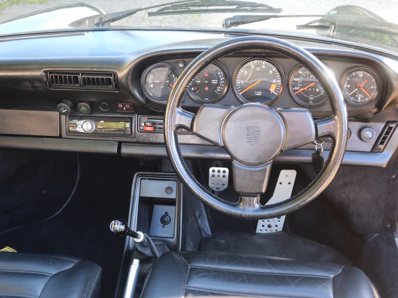 1984 Porsche 911 3.2 Carrera Cabriolet