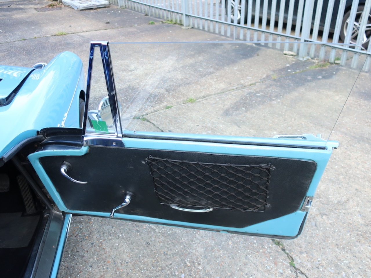 1967 Sunbeam Tiger Rally Car