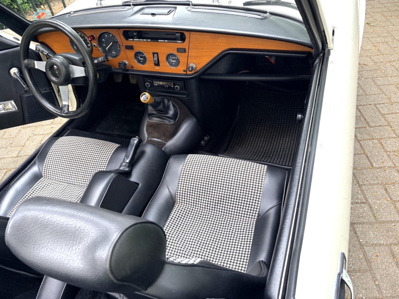 Triumph Spitfire 1500 Spitfire from first owner. In excellent original condition.