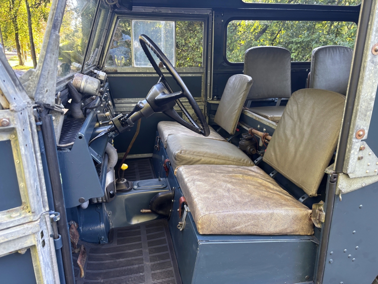 Land Rover Series I Station Wagon 7 seater. Very rare!
