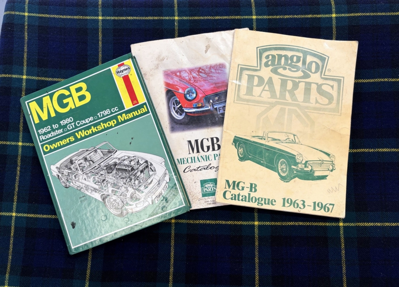 1976 MG B