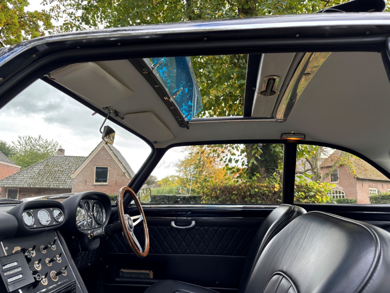 1965 Gordon Keeble GK1 MINT CONDITION.