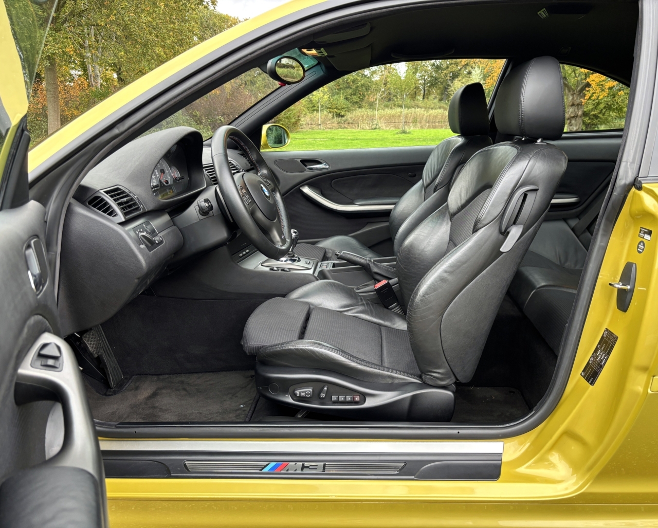 BMW M3 SMG II facelift-full service history. Almost like new, only 47,284 km.