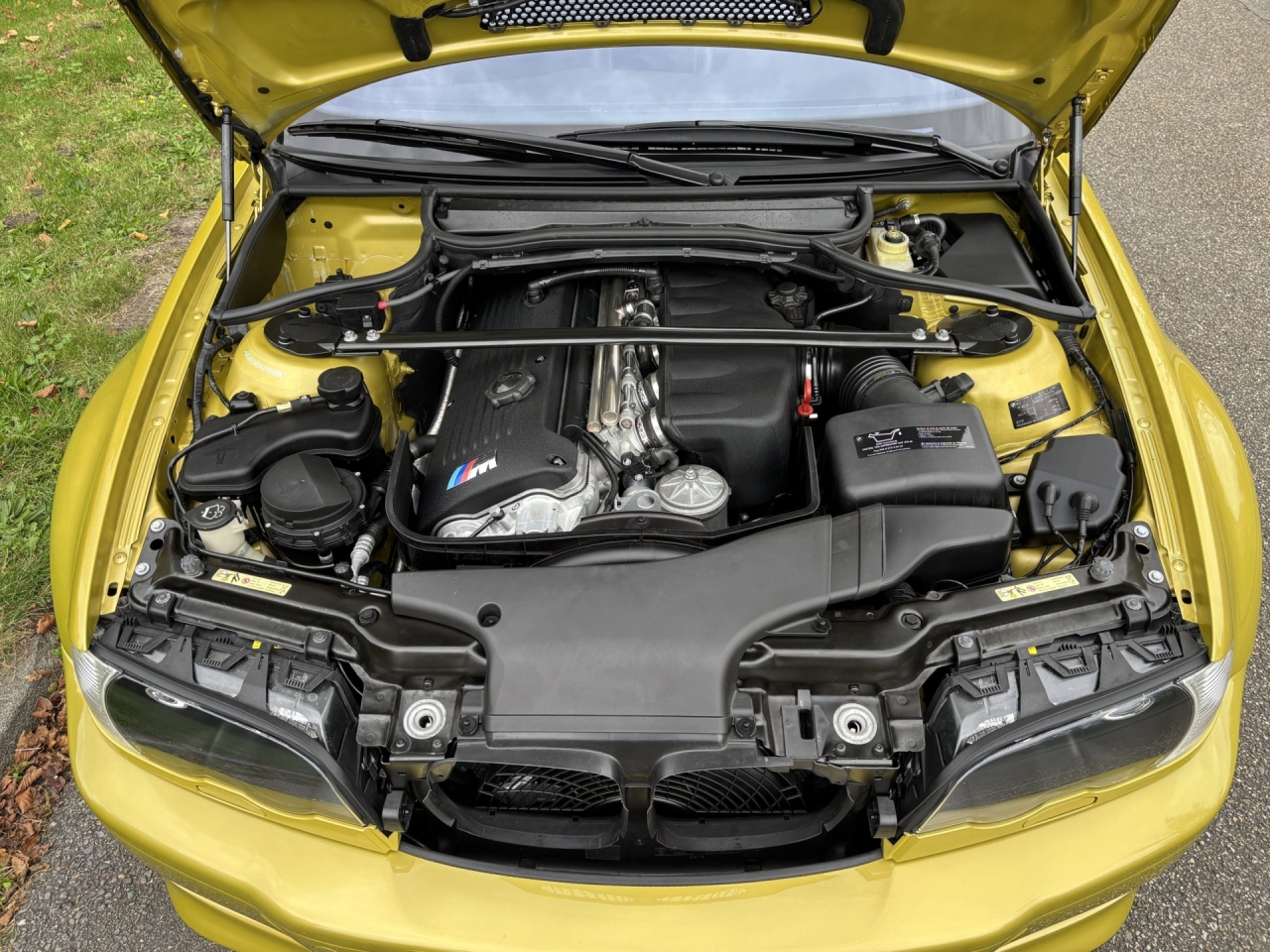 BMW M3 SMG II facelift-full service history. Almost like new, only 47,284 km.