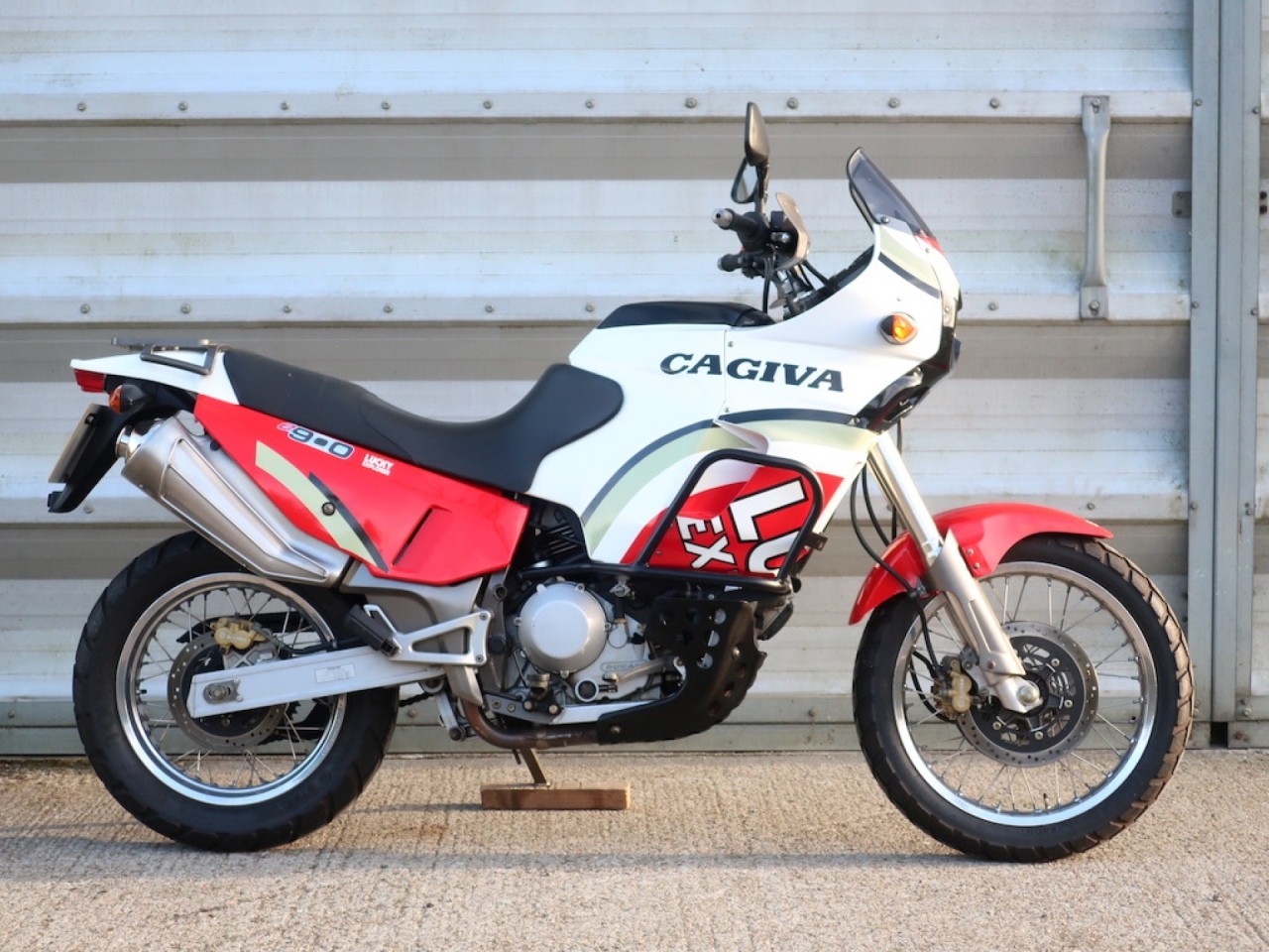 1999 Cagiva Elefant e900