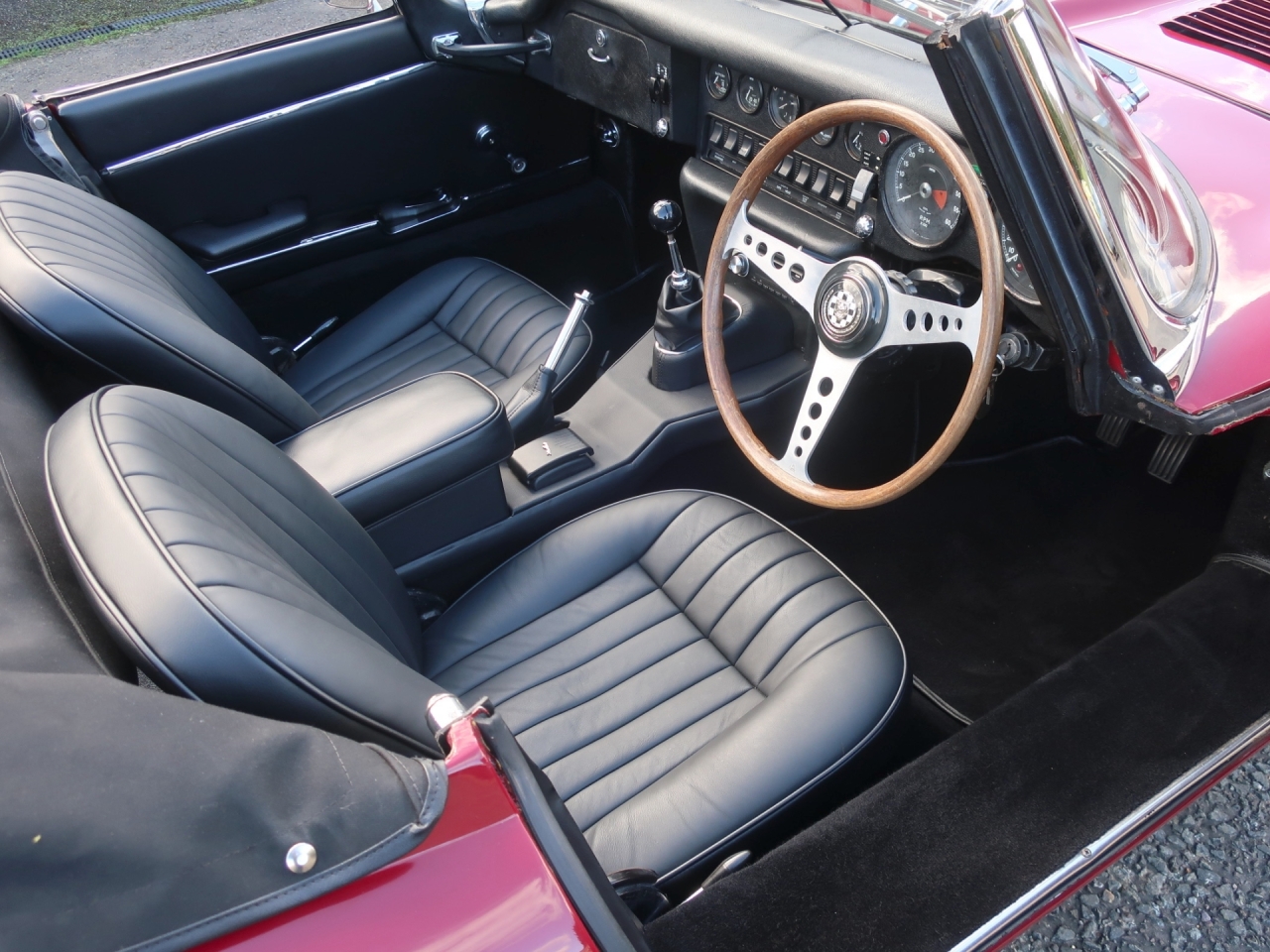 1969 Jaguar E Type S2 Roadster