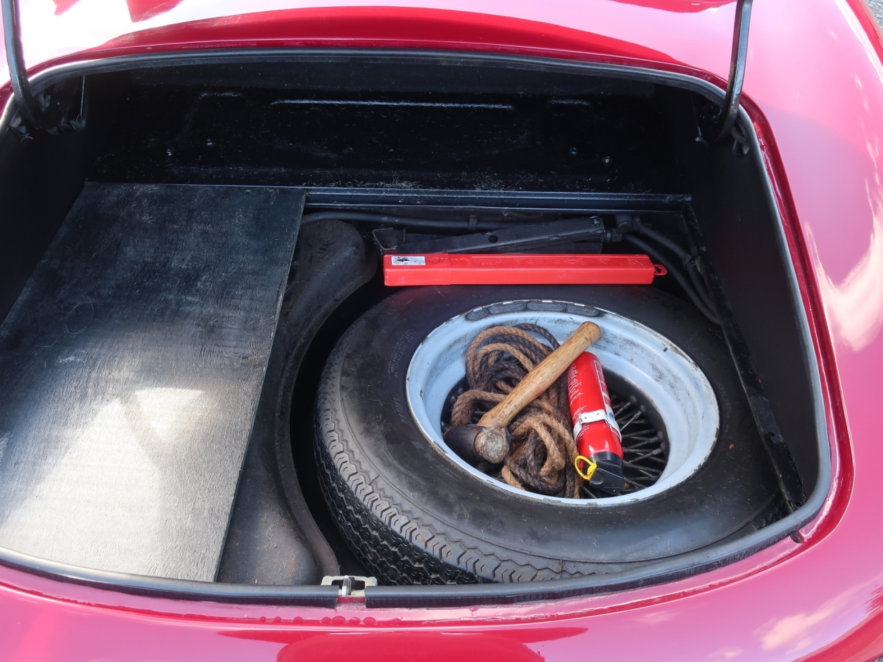 1969 Jaguar E Type S2 Roadster