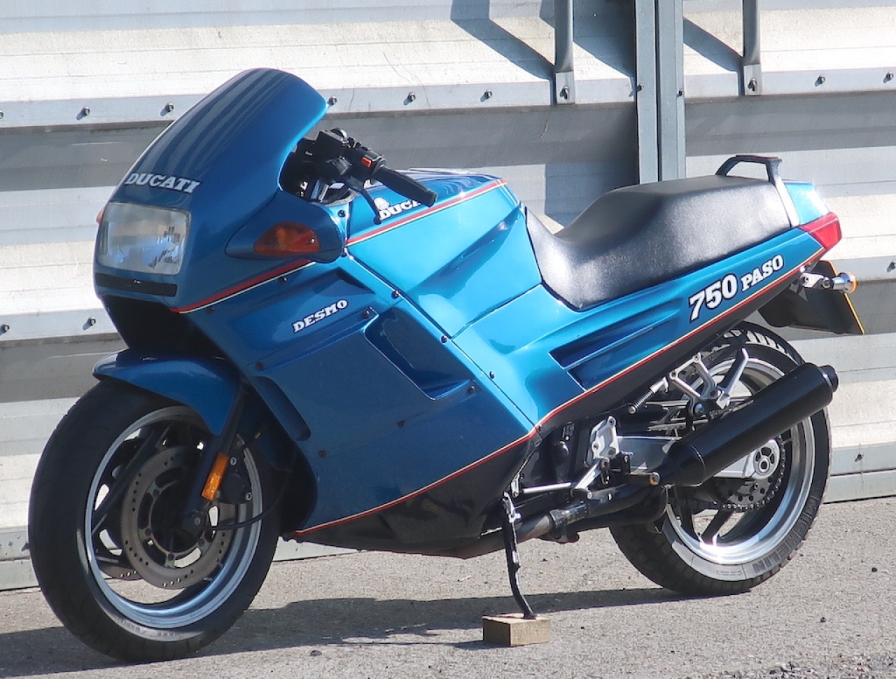 1990 Ducati 750 Paso