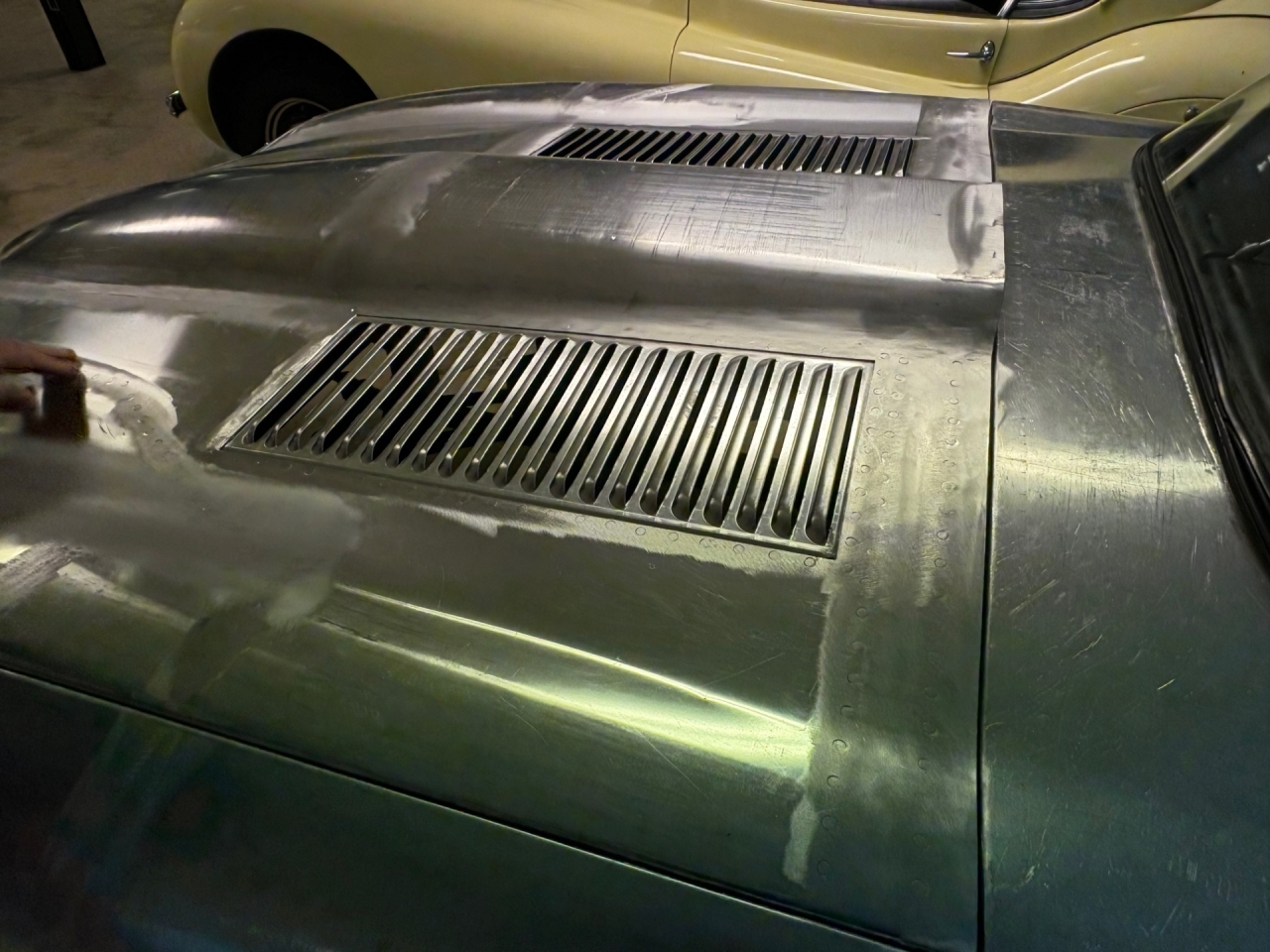 Unique Jaguar E-type Lightweight Project