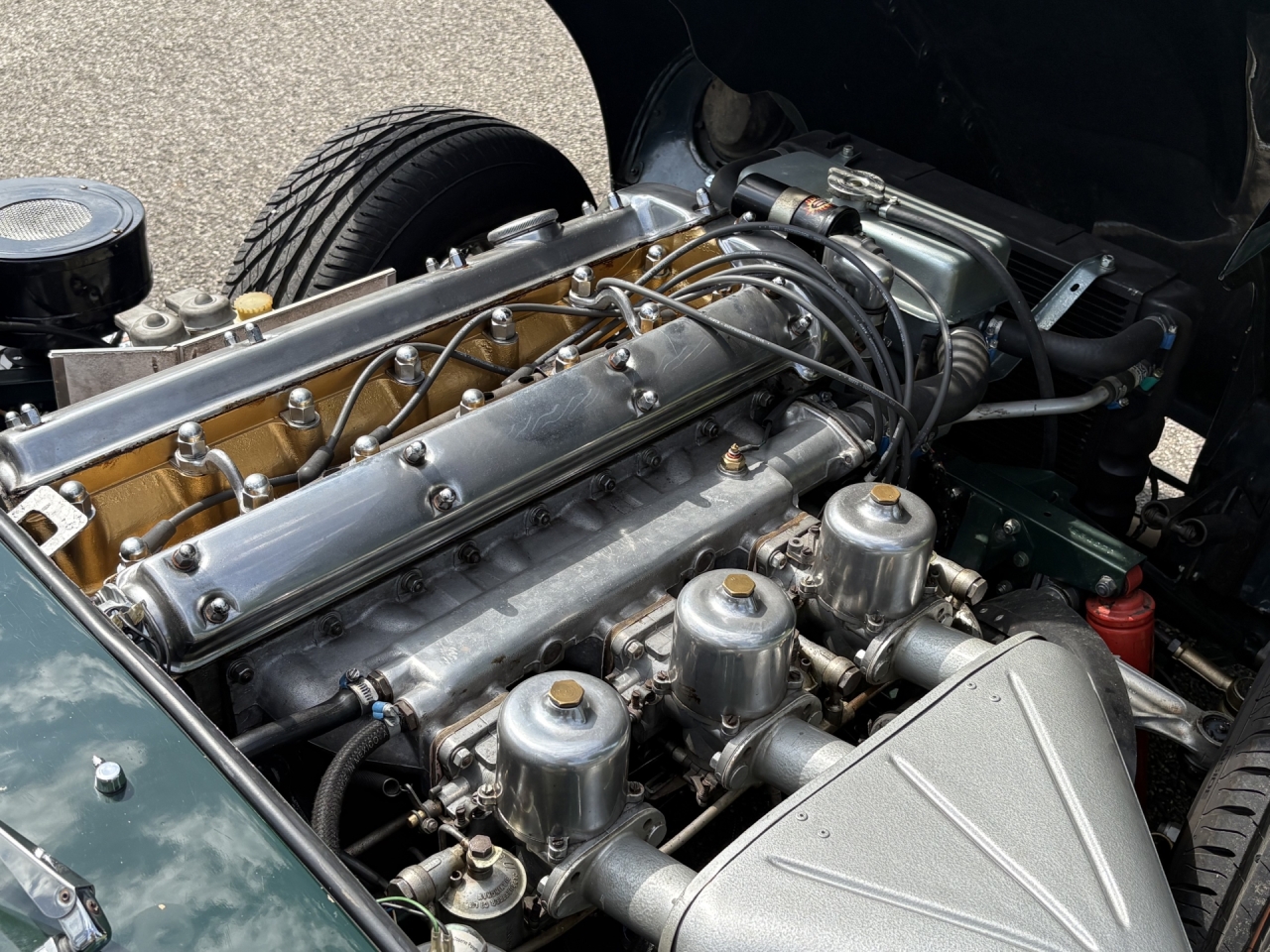 Jaguar E-type 4.2 Coupe