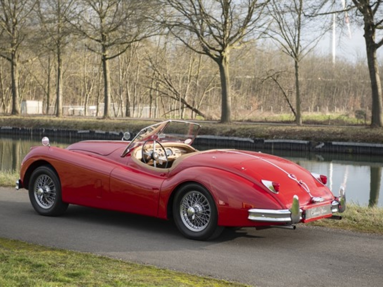 1955 Jaguar XK140 SE Roadster (LHD)