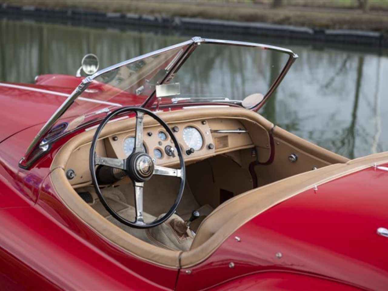 1955 Jaguar XK140 SE Roadster (LHD)