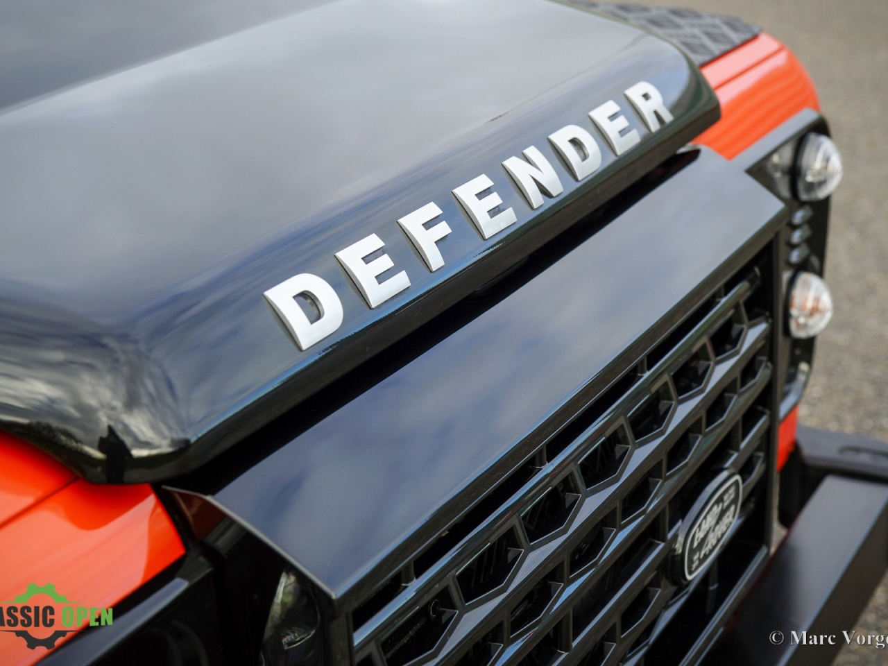 Land Rover Defender Adventure Edition