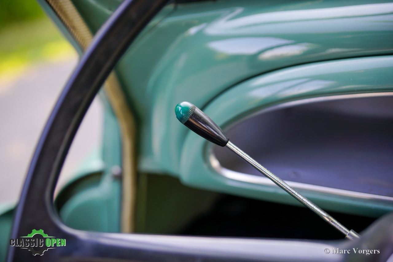 Morris Minor Traveller 1000 LHD