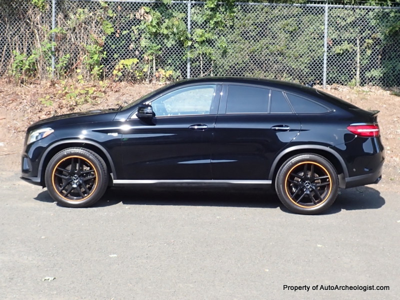 2019 Mercedes Benz-AMG GLE 43 Coupe - Studio Edition
