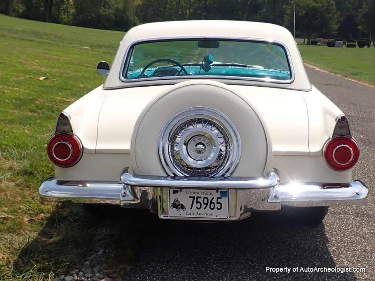 1956 Ford T-Bird/Thunderbird - America Graffiti