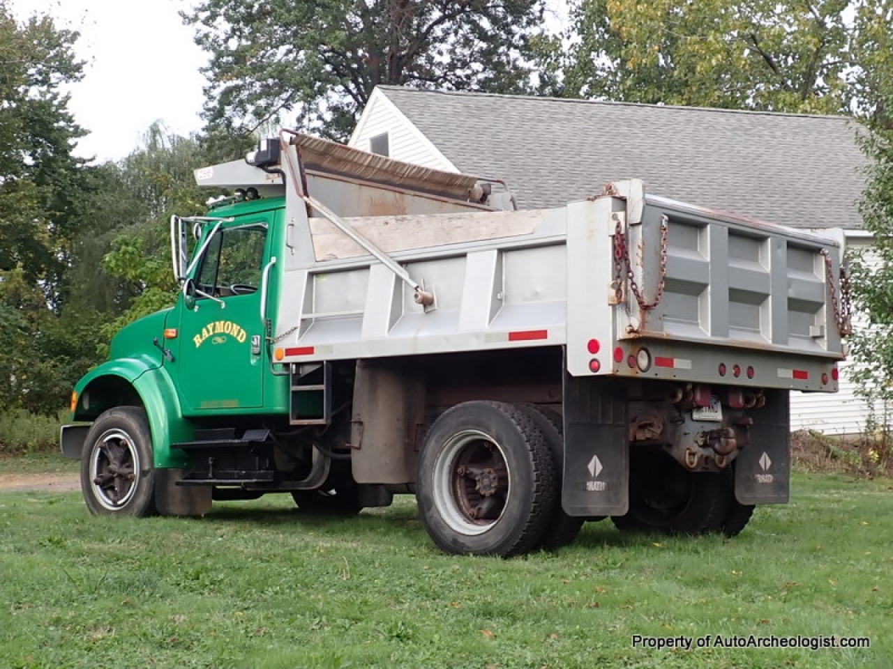 1993 International 4600 Dump Truck w/snow plow and sander