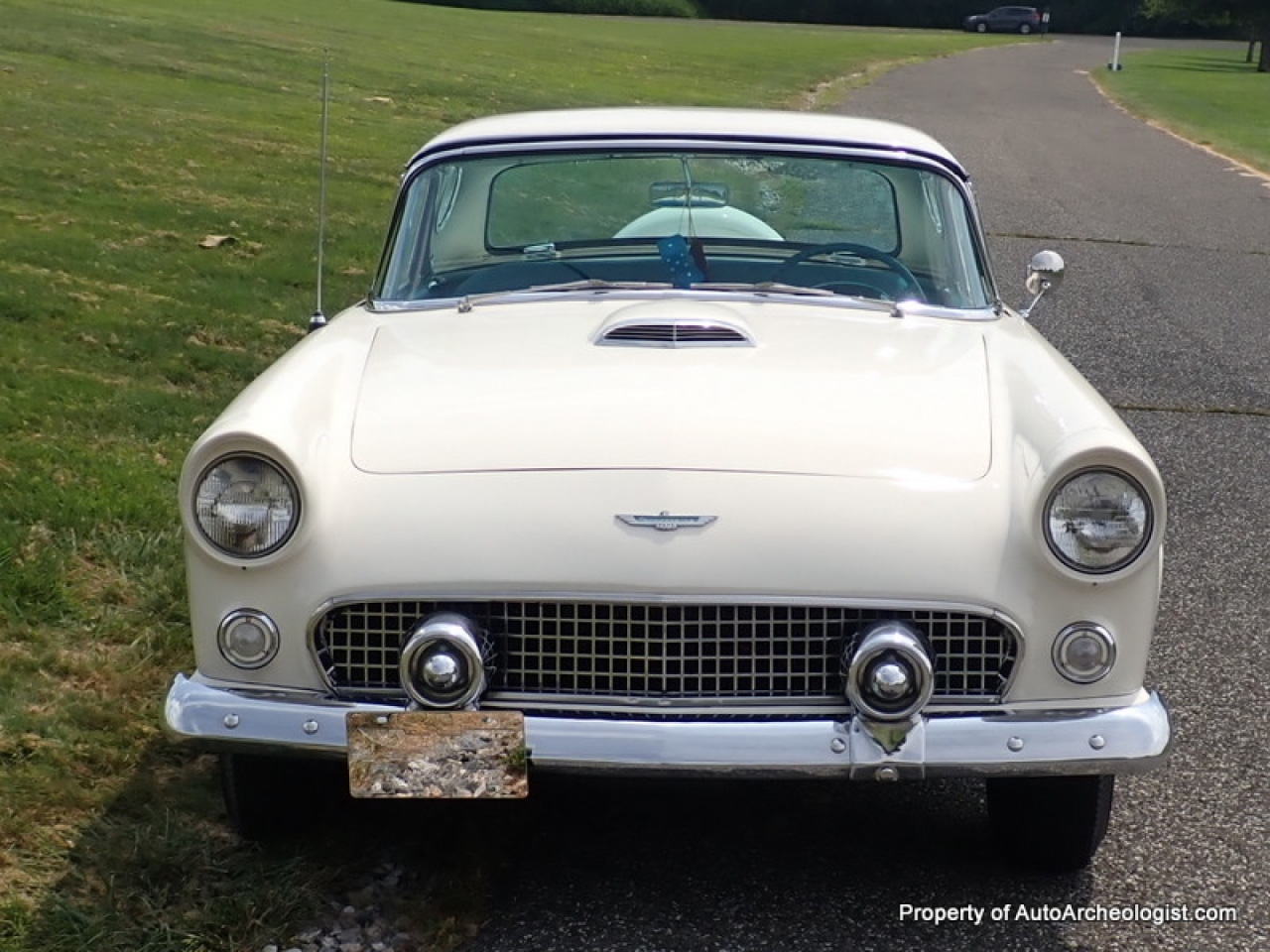 1956 Ford T-Bird/Thunderbird - America Graffiti