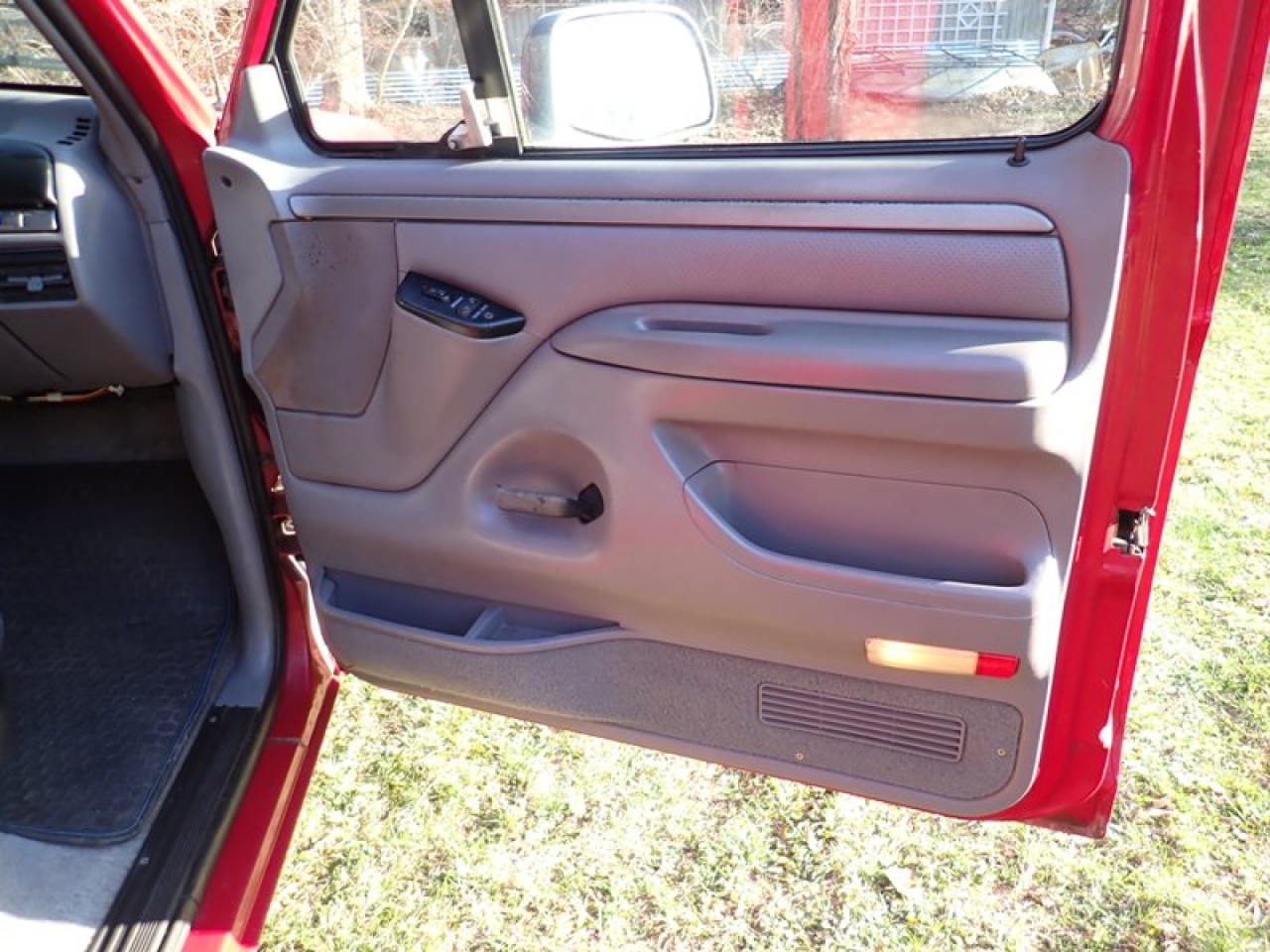 1994 Ford F-150 XLT SVT Lightning