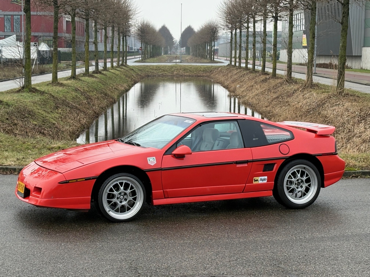 Pontiac Fiero GT V6