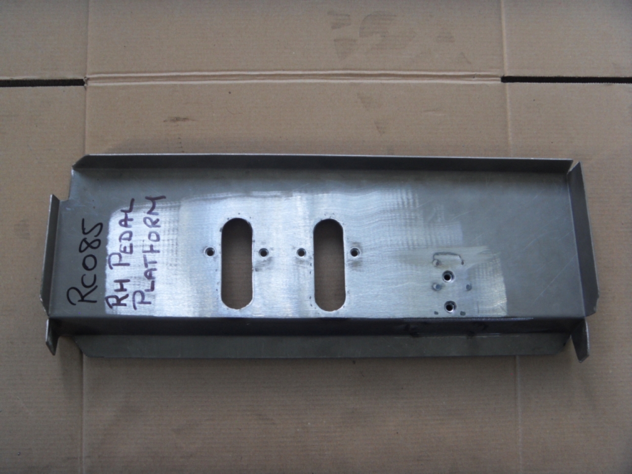 Aston Martin Pedal Platform for DB6 (RHD) [Part No. RC085]