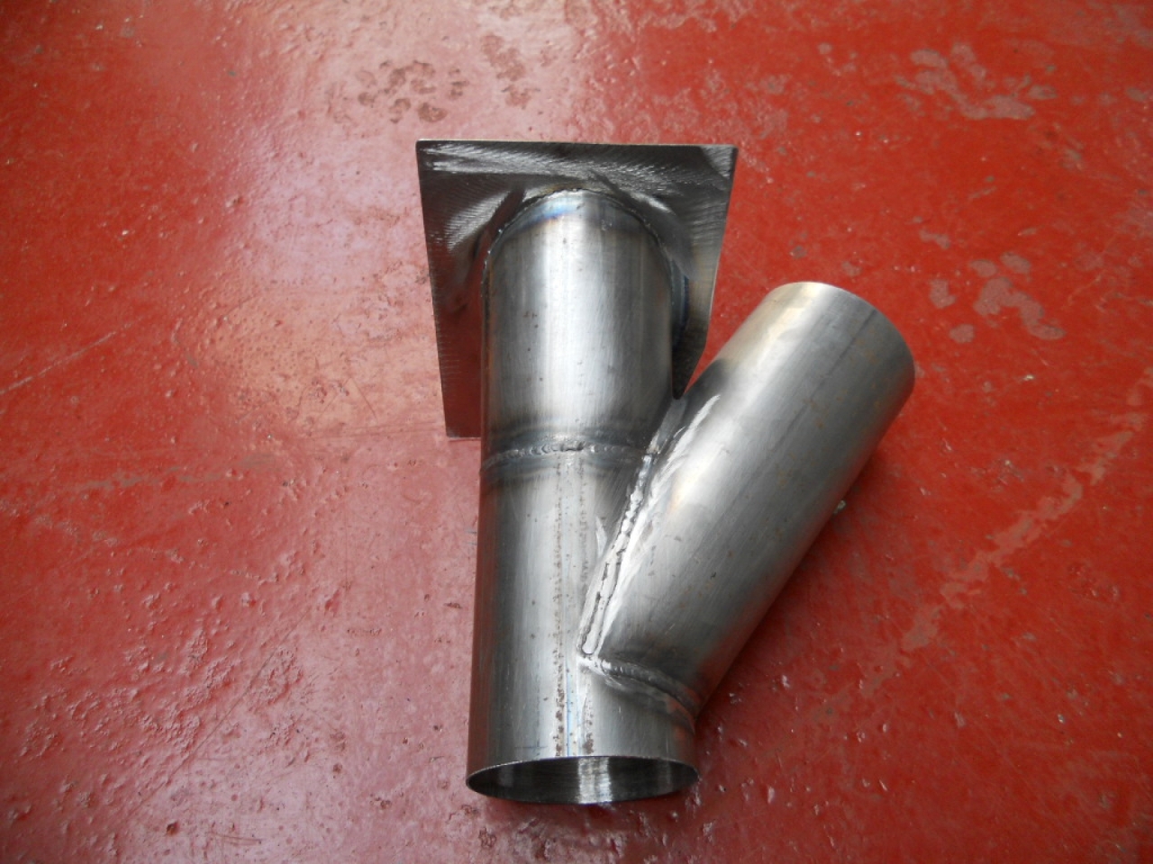 Aston Martin Y Shaped Air Intake for DB4 (LH) [Part No. RC030A]