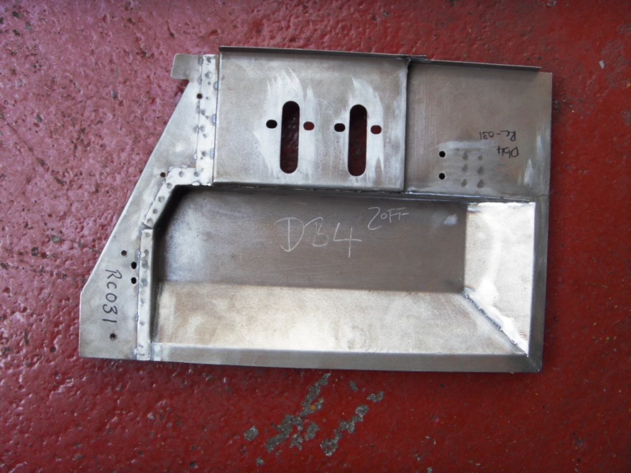 Aston Martin Pedal Platform for DB4 [Part No. RC031]