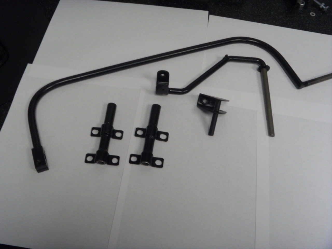 Aston Martin Throttle Linkage Kit *LHD Vehicles Only* for DB5/6 [Part No. RC071B]