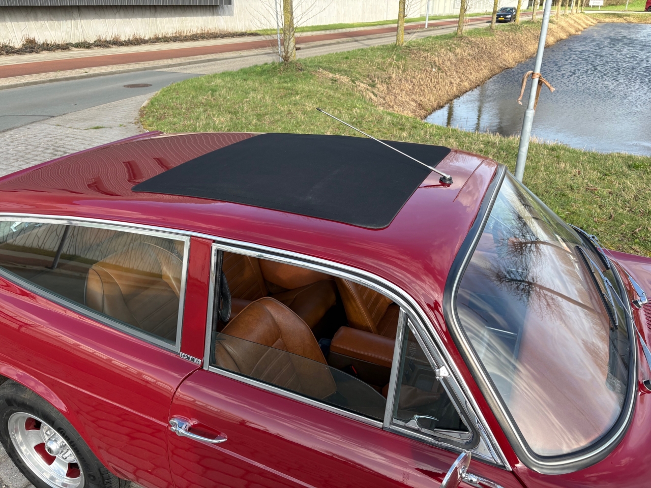 Reliant Scimitar SE5A GTE V6