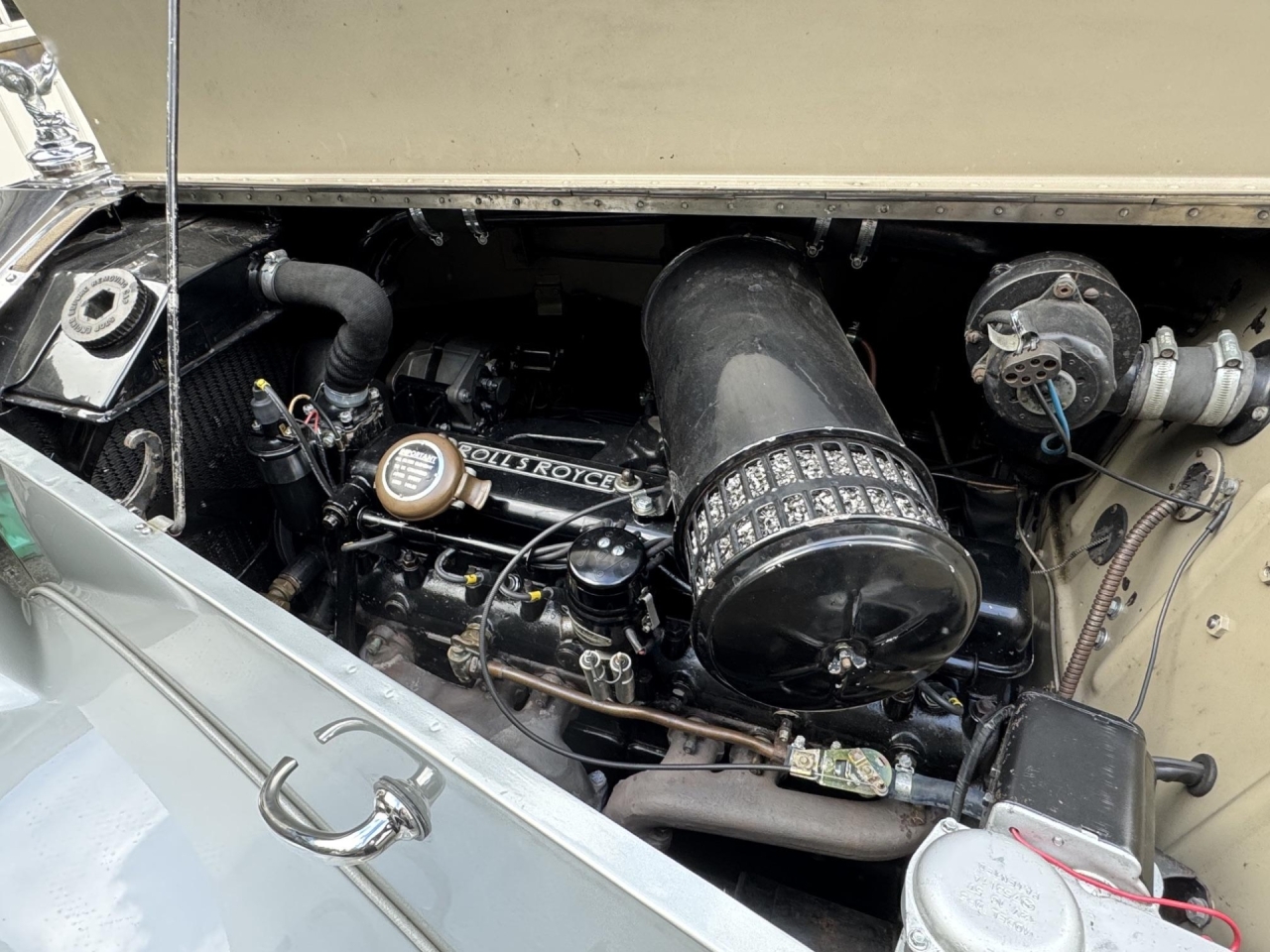 1954 Rolls-Royce Silver Dawn Automatic Saloon SPG11