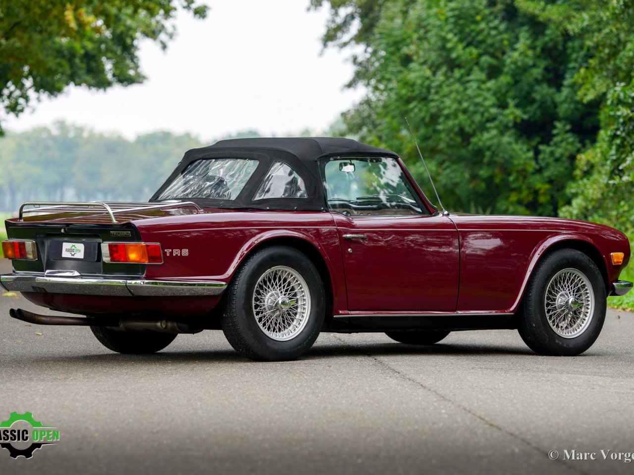 Triumph TR6 with Overdrive