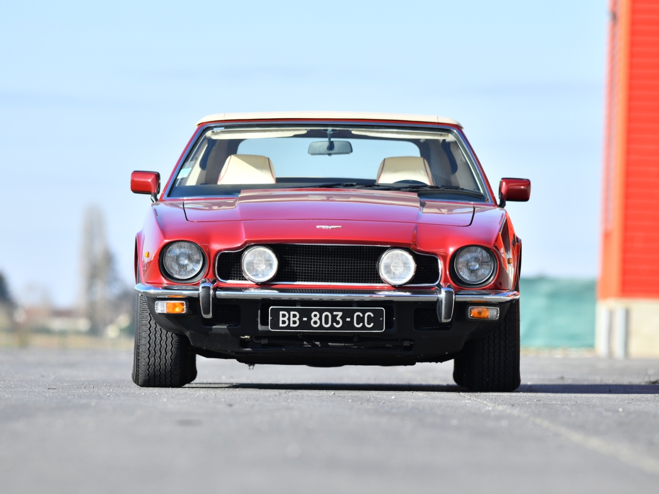 Aston Martin V8 Volante LHDF