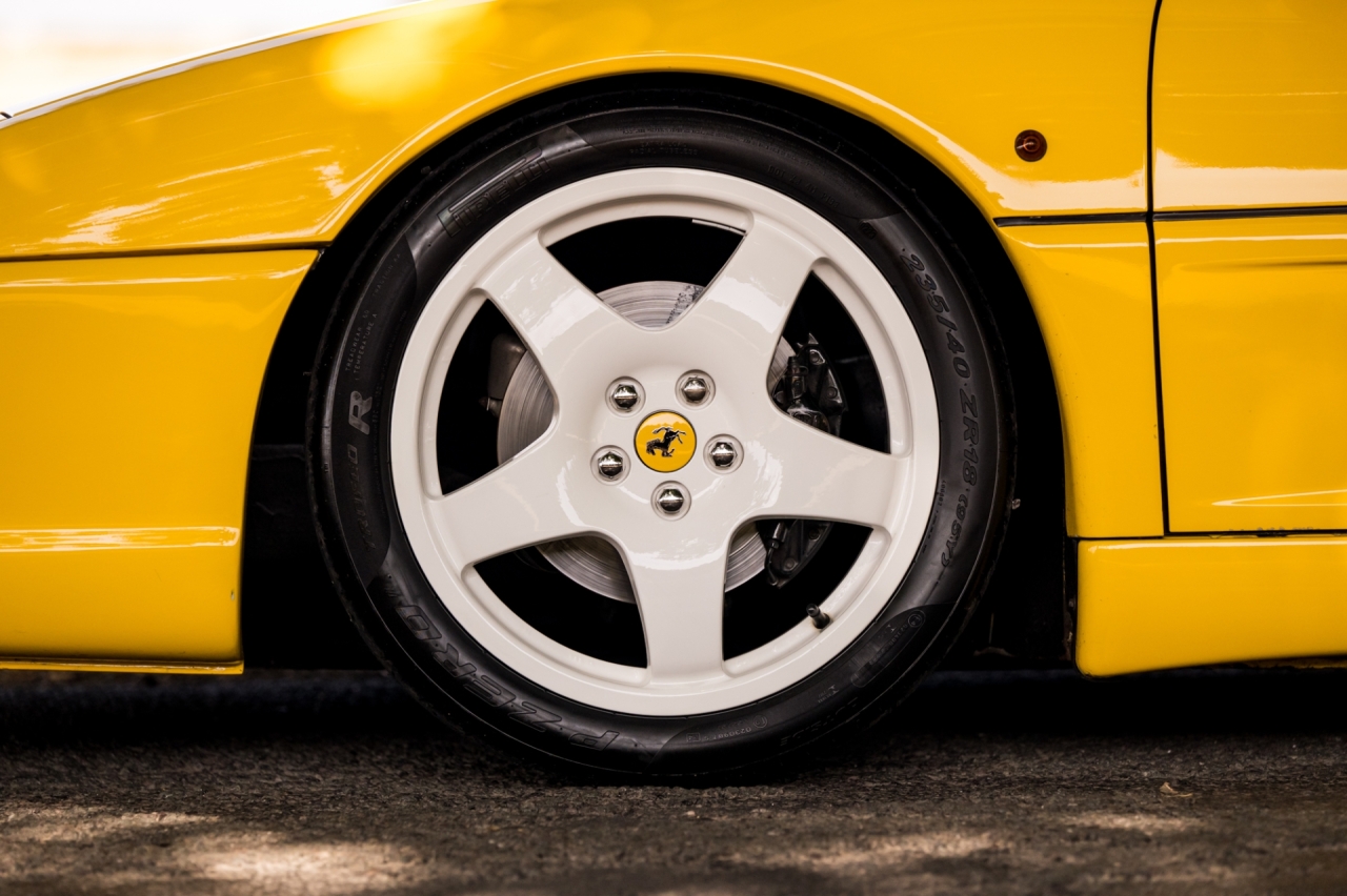Ferrari F355 Challenge-Style