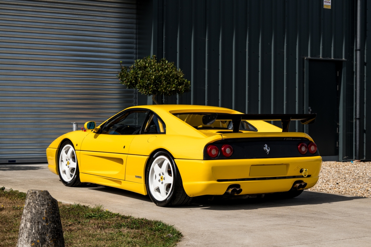 Ferrari F355 Challenge-Style