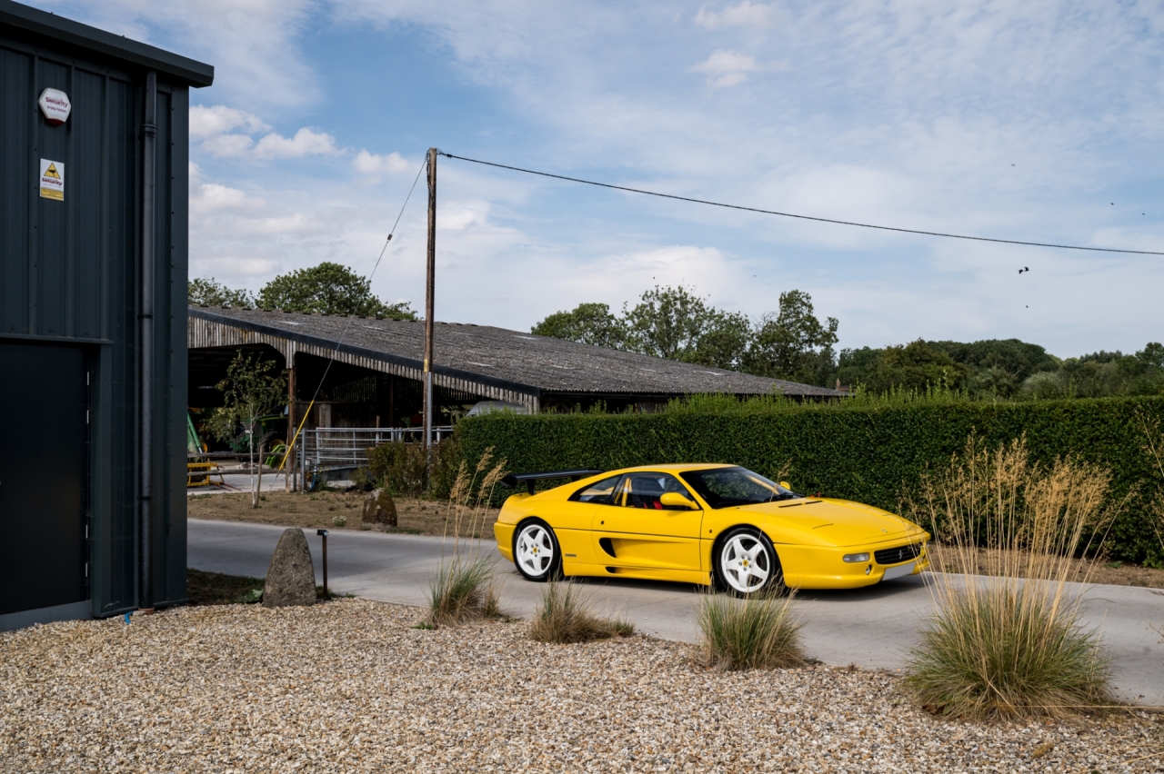 Ferrari F355 Challenge-Style