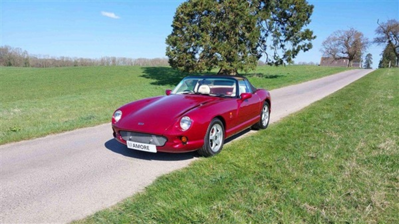 1995 TVR Chimaera 4.0 (Starmist Crimson)