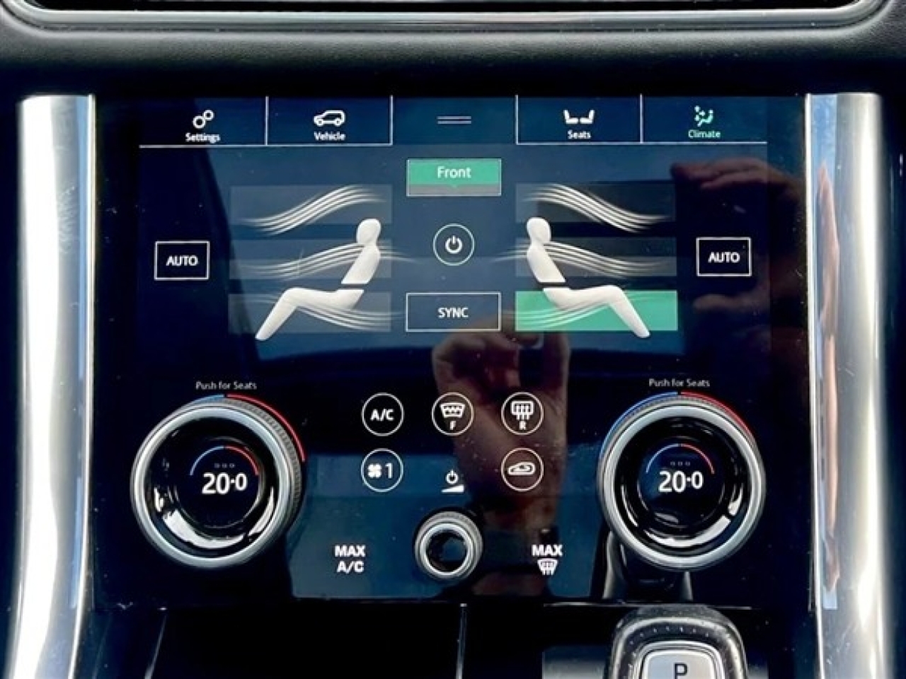 2020 Land Rover Range Rover SVR Carbon Edition