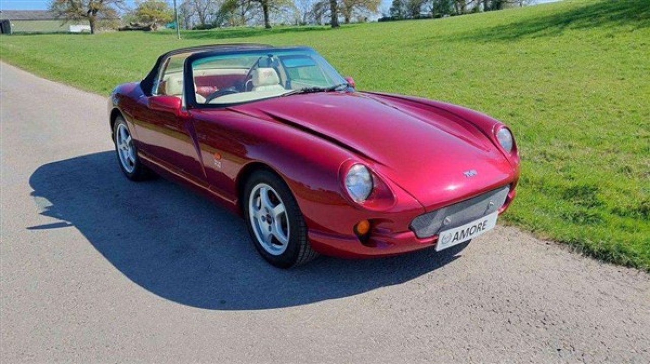1995 TVR Chimaera 4.0 (Starmist Crimson)