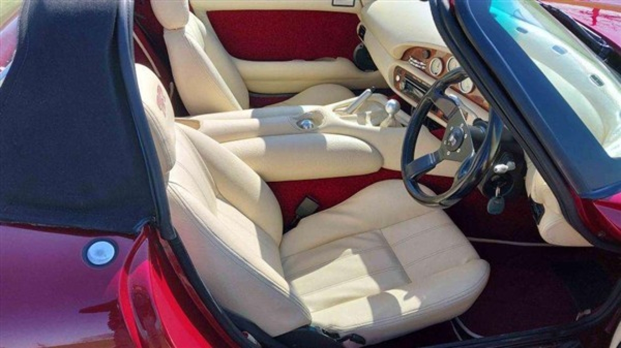 1995 TVR Chimaera 4.0 (Starmist Crimson)