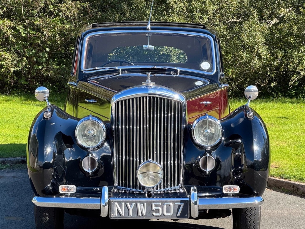1953 Bentley R Type Manual Saloon    B594TN