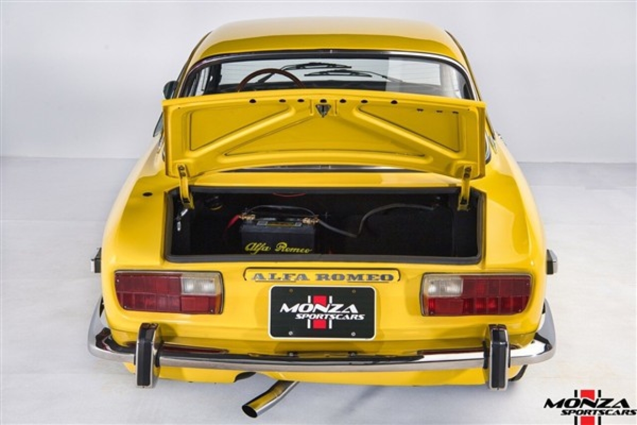 1974 Alfa Romeo GTV 2000