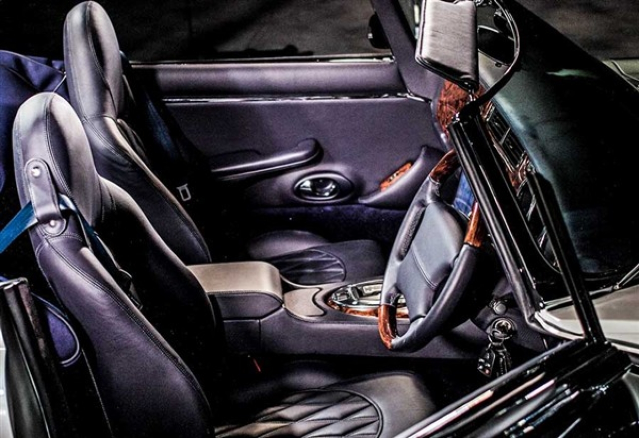 Beacham Jaguar XKE
