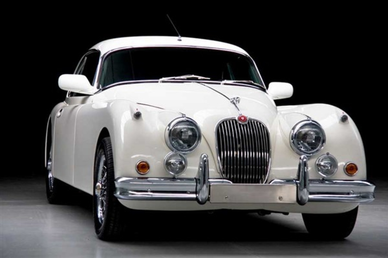 Beacham Jaguar XK150