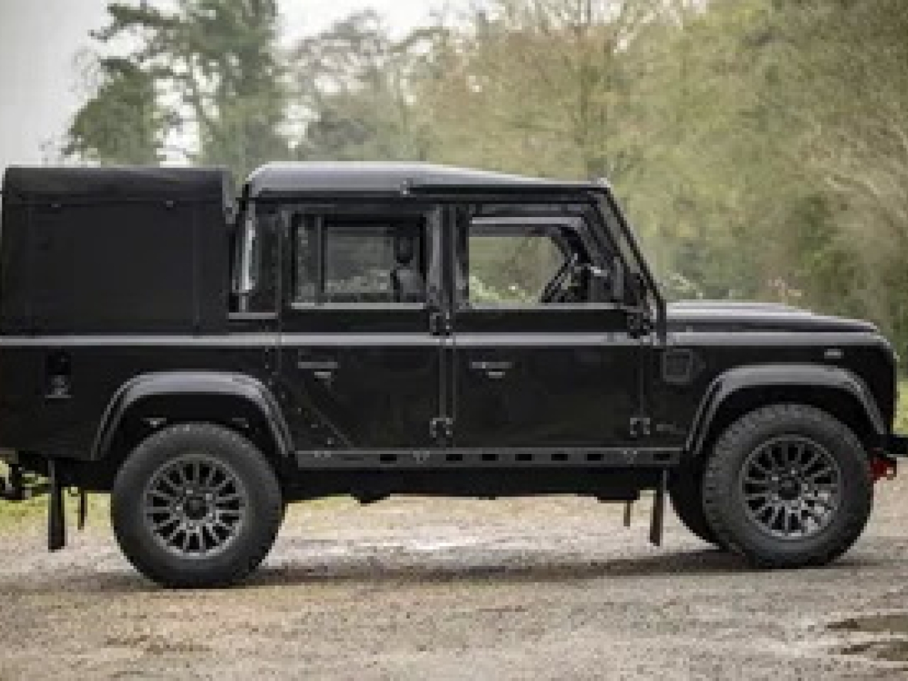 2015 Land Rover Bowler 110