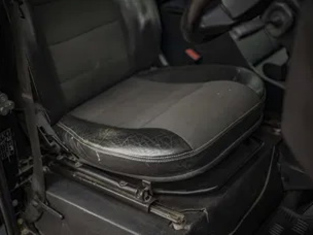 2015 Land Rover Bowler 110