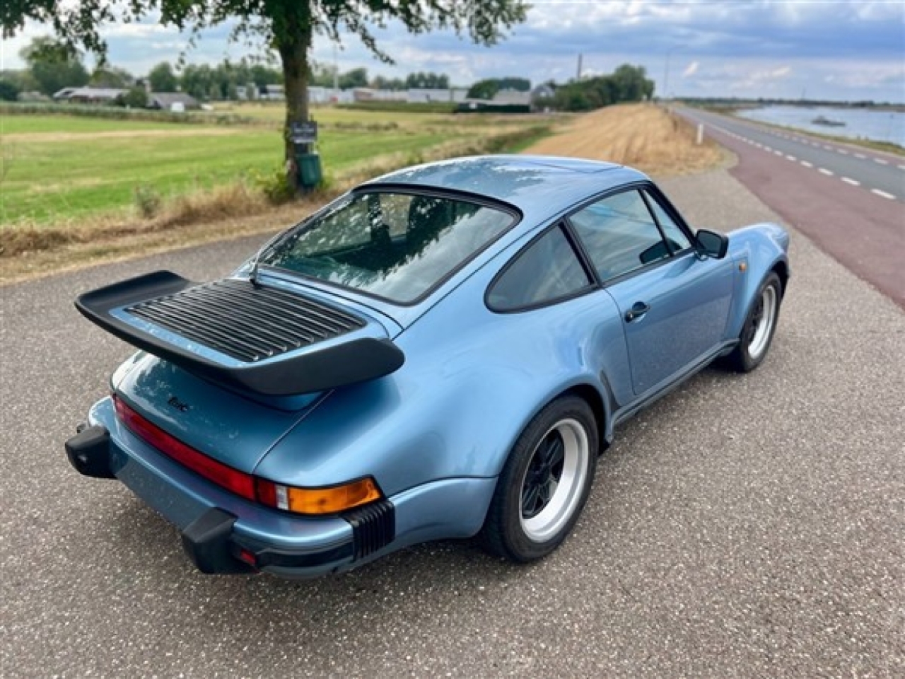 1985 Porsche 911 (930) Turbo