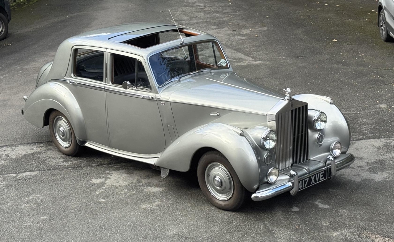 1954 Rolls-Royce Silver Dawn Automatic Saloon SPG11