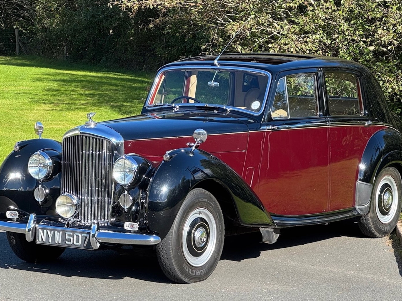 1953 Bentley R Type Manual Saloon    B594TN