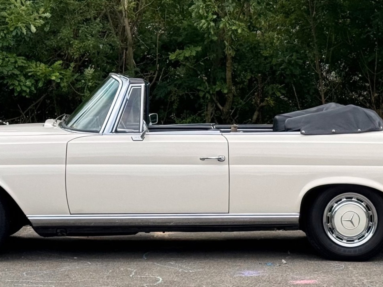 1970 Mercedes-Benz 280SE 3.5Ltr Convertible