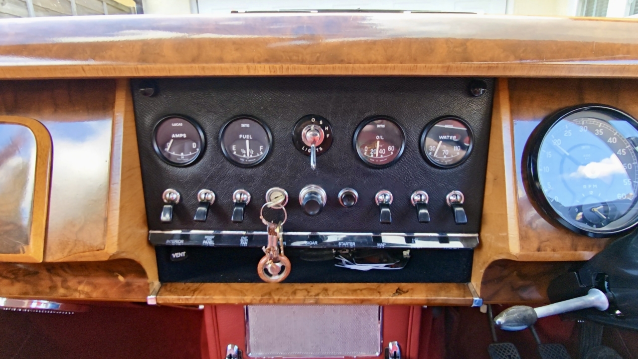 1963 Jaguar MK II 2.4